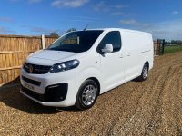 VAUXHALL VIVARO