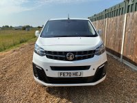 VAUXHALL VIVARO
